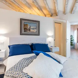 https://venice-heaven-apartments-biennale.hotelslidodijesolo.com